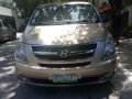 Selling 2nd Hand Hyundai Grand Starex 2010 in Bacoor-11