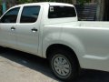 Selling 2nd Hand Toyota Hilux 2013 at 89000 km in Imus-2