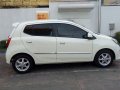 Selling White 2015 Toyota Wigo Automatic at 15000 km-2