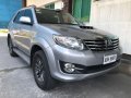 Selling Toyota Fortuner 2016 Manual Diesel in Las Piñas-2