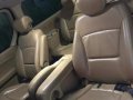 Selling Hyundai Starex 2009 Automatic Diesel in Quezon City-4