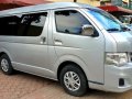 Selling Toyota Grandia 2012 Manual Diesel in Quezon City-4