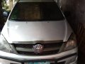 Selling 2nd Hand Toyota Innova 2006 at 130000 km in Pasig-7