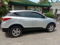 Used Hyundai Tucson 2010 Automatic Gasoline for sale in Bacoor-2