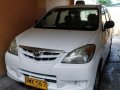 Selling 2nd Hand Toyota Avanza 2011 in Las Piñas-0