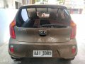 Selling Hatchback Brown 2014 Kia Picanto Automatic -2