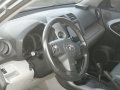 Selling 2nd Hand Toyota Rav4 2006 at 120000 km in Manila-2