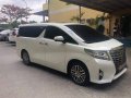 Selling Used Toyota Alphard 2018 in Las Piñas-1
