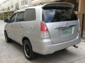 Selling Used Toyota Innova 2010 in Quezon City-2