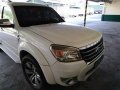 White Ford Everest 2009 Automatic Diesel for sale -3