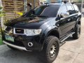 Selling Used Mitsubishi Montero 2012 at 70000 km in San Fernando-2