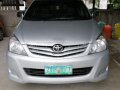 Selling 2nd Hand Toyota Innova 2006 in Angeles-5