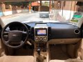 Selling 2nd Hand Ford Everest 2011 in Marikina-5