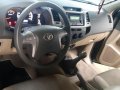 Selling Toyota Hilux 2013 Manual Diesel in Quezon City-6