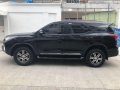 Toyota Fortuner 2017 Manual Diesel for sale in Quezon City-5