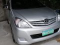 Selling 2nd Hand Toyota Innova 2006 in Angeles-1