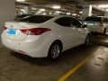 2nd Hand Hyundai Elantra 2012 at 50000 km for sale-9