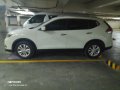 2nd Hand Nissan X-Trail 2016 for sale in Makati-8