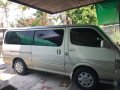 Selling 2nd Hand Toyota Grandia 2002 in Quezon City-11