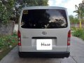 2nd Hand Toyota Hiace 2015 at 60000 km for sale-7