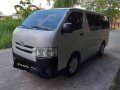 2nd Hand Toyota Hiace 2015 at 60000 km for sale-9