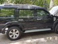 Black Ford Everest 2011 at 70000 km for sale-7