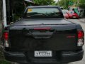 Selling 2nd Hand Toyota Hilux 2016 Manual Diesel in Angeles-5