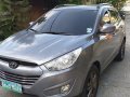 2nd Hand Hyundai Tucson 2011 at 100000 km for sale-2