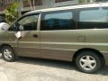 Selling 2nd Hand Hyundai Starex 2003 in Quezon City-4