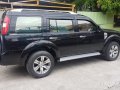 Black Ford Everest 2011 at 70000 km for sale-3