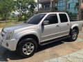 Selling Silver Truck Isuzu D-Max 2011 Automatic -0