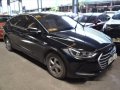 Black Hyundai Elantra 2017 at 25000 km for sale-2