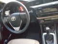 Selling Toyota Altis 2016 Manual Gasoline in Quezon City-4