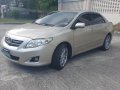 Selling 2nd Hand Toyota Altis 2010 Automatic Gasoline in Manila-9