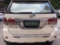 Selling White Toyota Fortuner 2007 at 105000 km in Quezon City-3