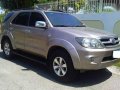 Toyota Fortuner 2007 Automatic Diesel for sale in Dasmariñas-5