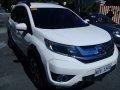 Selling White Honda BR-V 2018 in Manila-9