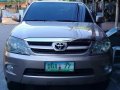 Selling Toyota Fortuner 2006 Automatic Gasoline in Bacoor-9