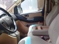 Selling 2nd Hand Hyundai Grand Starex 2008 at 50000 km in Makati-2