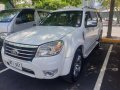 Selling 2nd Hand Ford Everest 2009 in Mandaluyong-5
