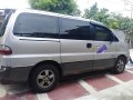 Selling 2nd Hand Hyundai Starex 2006 in Quezon City-5