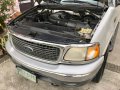 2nd Hand Ford Expedition 2000 Automatic Gasoline for sale in Paranaque-3