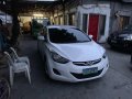 Selling White Hyundai Elantra 2012 at 108000 km in Manila-9