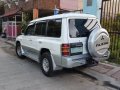 Sell White 2003 Mitsubishi Pajero at 88000 km in Quezon City-4