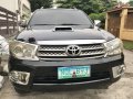 Black Toyota Fortuner 2011 at 58000 km for sale in Paranaque-6