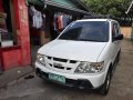 Selling White Isuzu Crosswind 2007 Manual Diesel at 20000 km in San Pablo-4