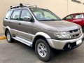 Selling Isuzu Crosswind 2006 Automatic Diesel in Cebu City-6