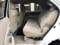 Sell White 2005 Toyota Fortuner in Paranaque -3