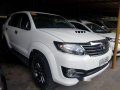 Selling White Toyota Fortuner 2015 in Pasig-8