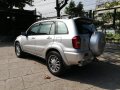 2nd Hand Toyota Rav4 2004 Automatic Gasoline for sale in Valenzuela-4